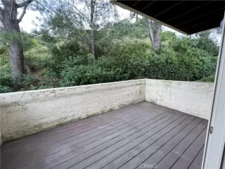 Photo #5: OC23104713 Listing