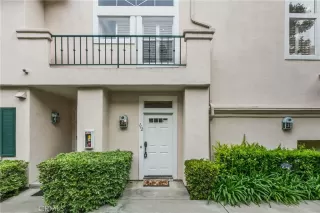 Photo #2: OC23108483 Listing 