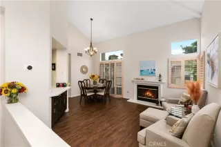 Photo #4: OC23108483 Listing 