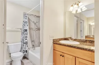 Photo #4: OC23127613 Listing