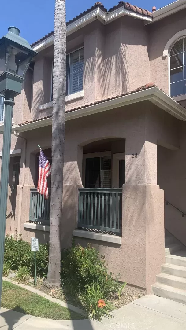 MLS: OC23136801 Condo For Sale