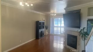 Photo #2: OC23136801 Listing 