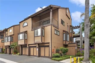 Photo #2: OC23142531 Listing 