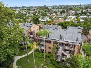 Photo #6: OC23142531 Listing 