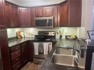 Photo #3: OC23148454 Listing