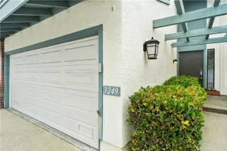 Photo #4: OC23161053 Listing