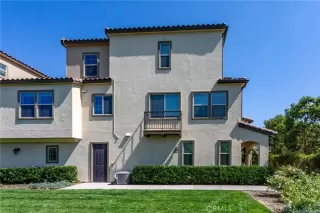 Photo #1: OC23167297 Listing