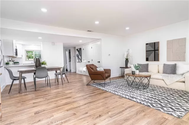 MLS: OC23172851 Condo For Sale