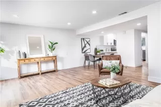 Photo #2: OC23172851 Listing 