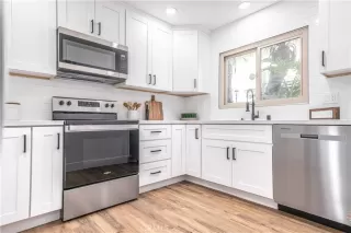 Photo #3: OC23172851 Listing 