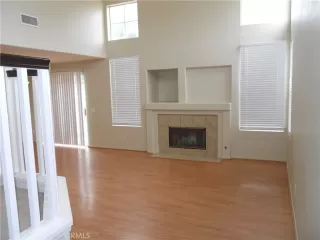 Photo #5: OC23172898 Listing