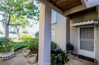 Photo #4: OC23172963 Listing