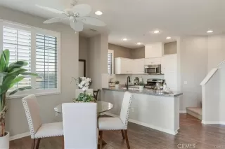 Photo #2: OC23173875 Listing