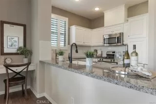 Photo #3: OC23173875 Listing