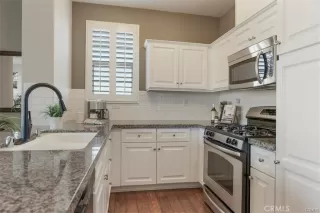 Photo #4: OC23173875 Listing