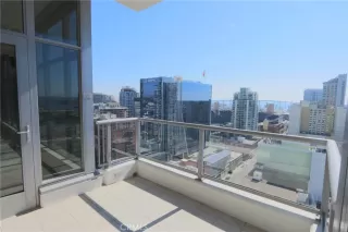 Photo #2: OC23183620 Listing