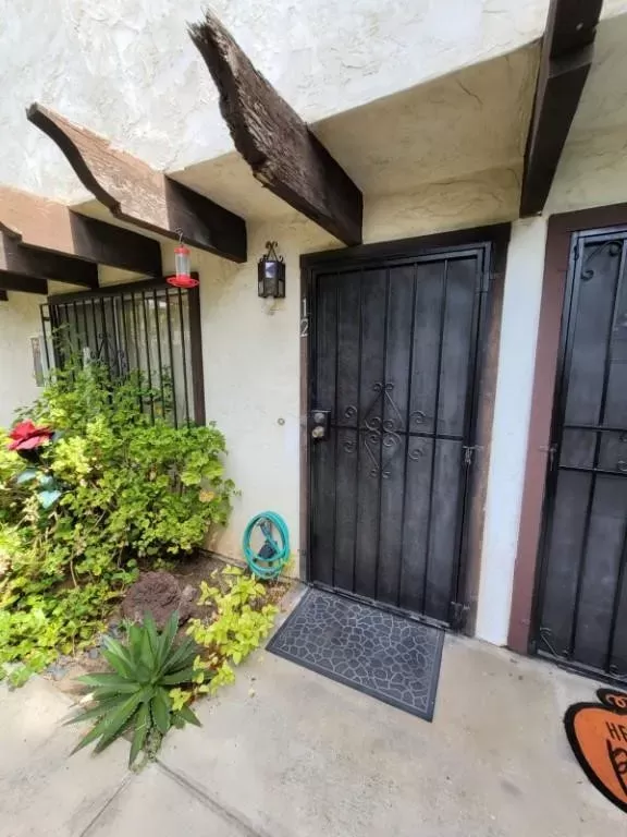 MLS: OC23192555 Condo For Sale