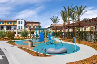 Photo #1: OC23195414 Listing