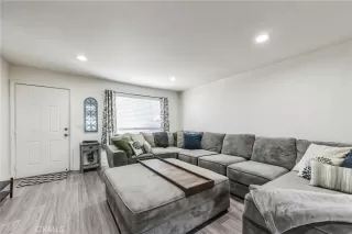 Photo #1: OC23206288 Listing 