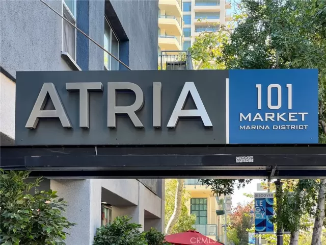 MLS: OC23206534 Condo For Sale