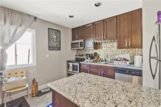 Photo #6: OC23211472 Listing