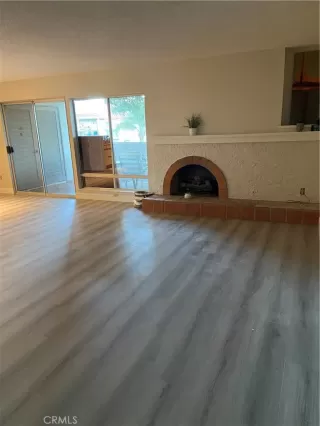 Photo #3: OC23219433 Listing 