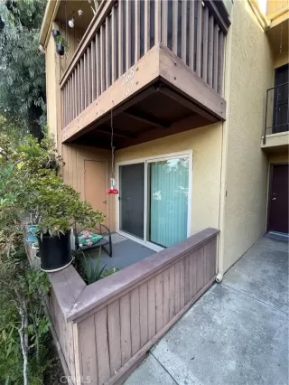 Photo #1: OC23224395 Listing