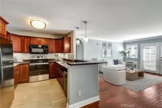 Photo #3: OC24004530 Listing