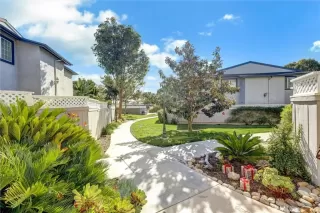 Photo #6: OC24004530 Listing