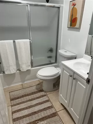 Photo #6: OC24009610 Listing