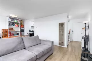 Photo #4: OC24014773 Listing