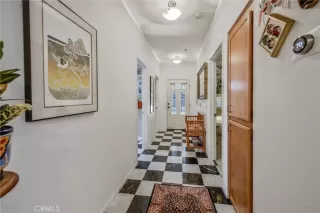 Photo #3: OC24021710 Listing