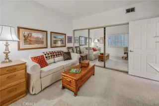 Photo #6: OC24021710 Listing