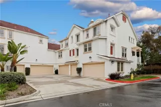 Photo #1: OC24025672 Listing