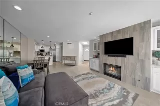 Photo #6: OC24053628 Listing