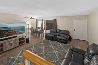 Photo #5: OC24074942 Listing 