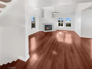 Photo #2: OC24079928 Listing