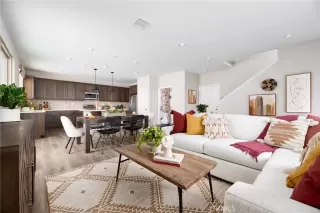 Photo #4: OC24080334 Listing