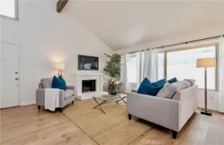 Photo #4: OC24081889 Listing