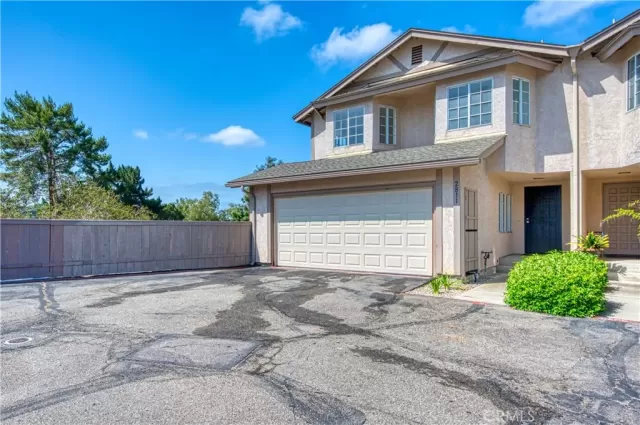 MLS: OC24096610 Condo For Sale