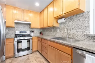 Photo #3: OC24115158 Listing 