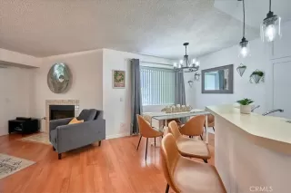 Photo #5: OC24127904 Listing 