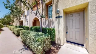 Photo #1: OC24128275 Listing