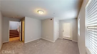 Photo #4: OC24128275 Listing