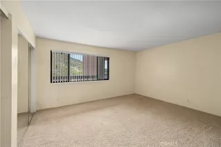 Photo #4: OC24154335 Listing