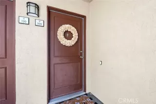 Photo #1: OC24156963 Listing