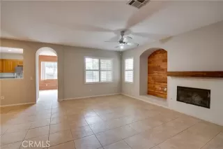 Photo #5: OC24165007 Listing