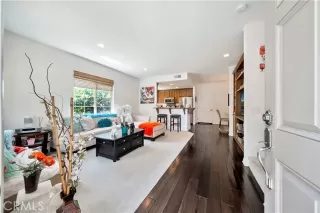 Photo #5: OC24168912 Listing 