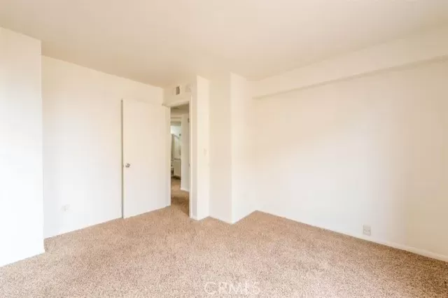 MLS: OC24170918 Condo For Sale