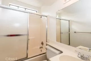 Photo #6: OC24170918 Listing